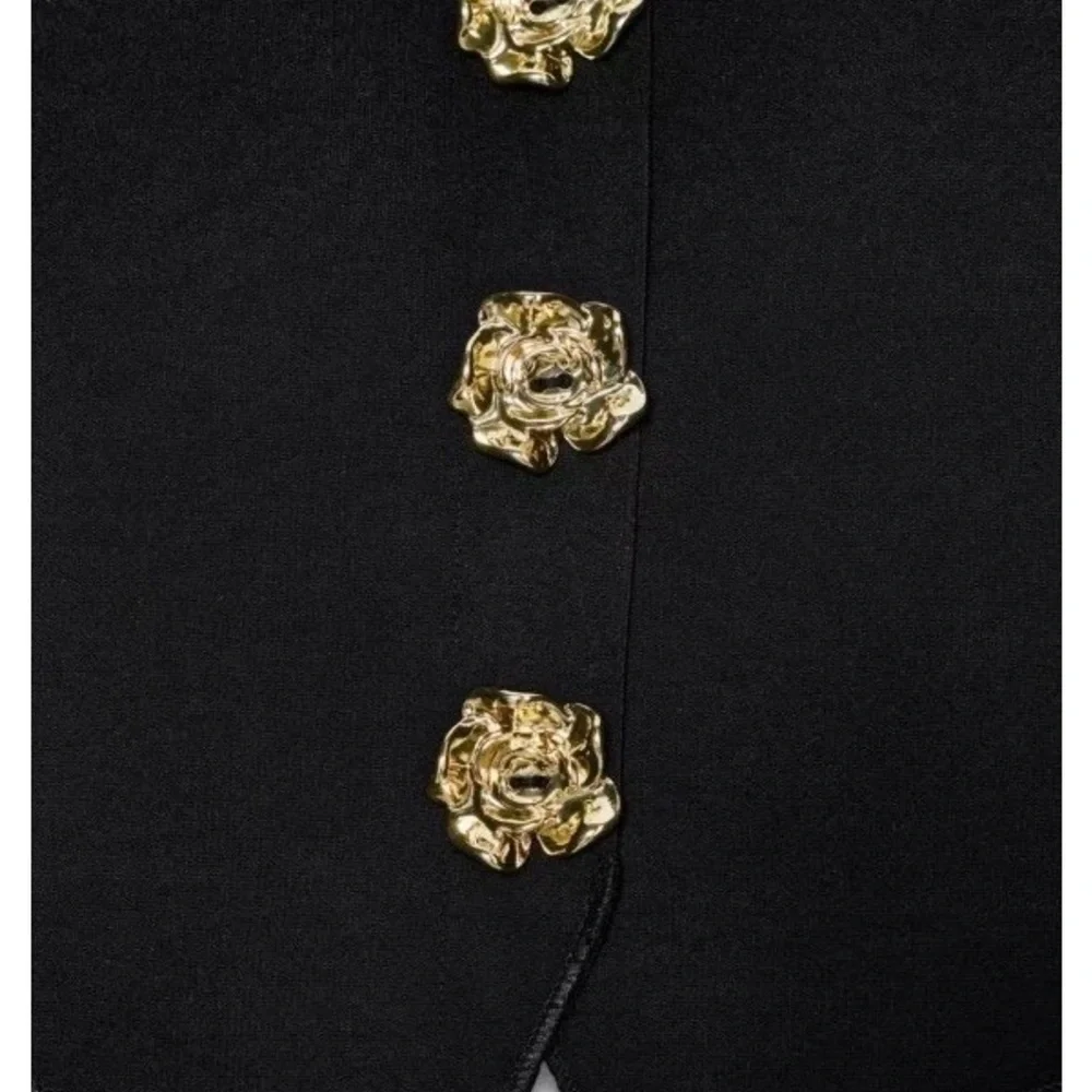 Zara Black Puff-Sleeve Button-Front Blouse - Picture 6 of 9